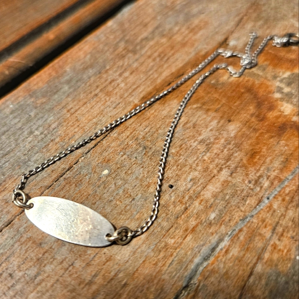 VTG.ANKLET.STERLING."NANCY!"OLDNORMAL LT. SCRATCHES ON PLATE FOR AGE.10.5"LONG♡